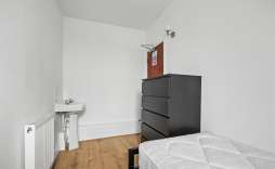 Photograph of property to let